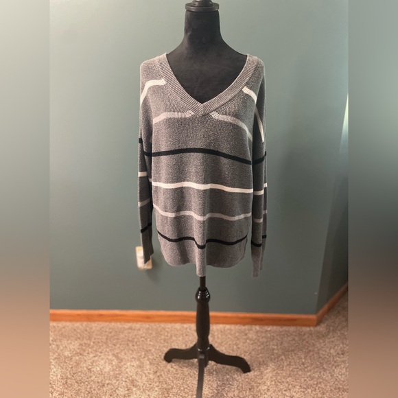 Women’s Striped American Eagle Sweater - Picture 1 of 5